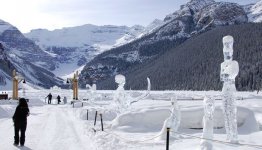 ice-festival-banff-lake-louise-alberta-610x350.jpg