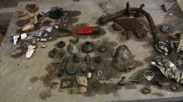 finds at exposed site 022.JPG