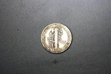 coins 005 (640x427).jpg