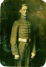 uniform_POSTWAR_Virginia-Military-Institute-cadet-in1910.jpg