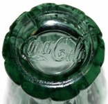 Coca Cola Prototype Bottle - 1915 - Base (2) (600x577).jpg