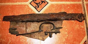 shipwreck musket remains 1a RESIZED.jpg