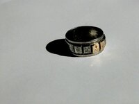 ring found on beach 023.jpg