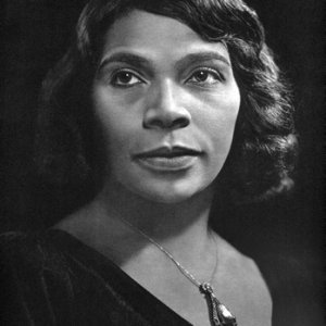 MARIAN ANDERSON contralto
U.S. Presidential Medal of Freedom  1962
