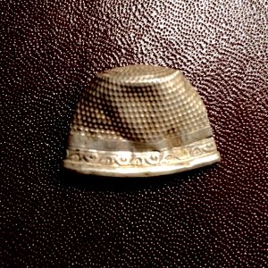 Early 1900s Sterns and Brothers Sterling Silver Thimble