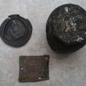 20151017 193653  FORD piece, Deere compact and toy part.