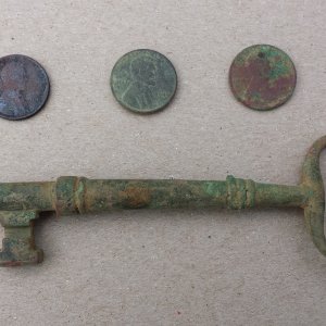 20151101 My first skeleton key with 1941, 1944 and 1952d wheat pennies. Found on an empty lot that used to have houses in downtown Jackson with the F4
