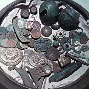 Random artifacts...coins,buttons,bells,bullets,knife,etc