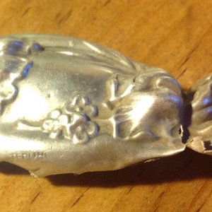 Sterling Silver Vintage
Hair Brush Cover (?)
Found 14/05/17
Columbus, Ms.