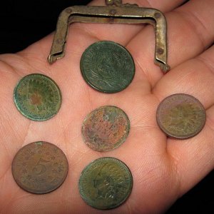 OLD COIN PURSE FOUND - SHIELD NICKEL - 2 CENT PIECE AND INDIAN HEADS
(XLT)