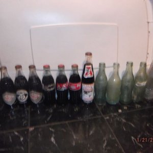 coke-cola 5 are empty