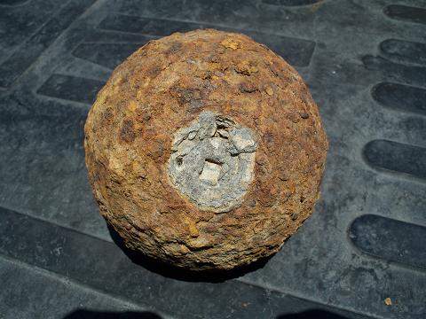 Boreman - 12 pound boreman cannonball with fuse