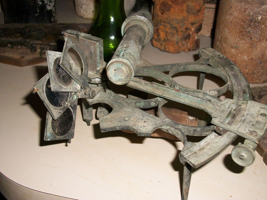 shipwreck sextant 1