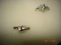 silver ring fake dia.webp