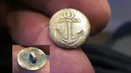 1107BUTTON2.webp