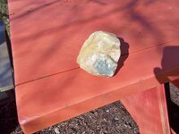 Rock with green stone on end 001.JPG
