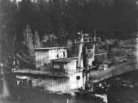 Gold_dredge_Swauk_November_2_1930.webp