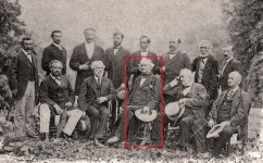 800px-Robert_E_Lee_with_his_Generals,_1869 with peabody.jpg