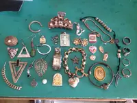 2014 jewelry finds.webp