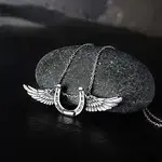 brooch1.webp
