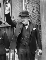 Churchill_V_sign_HU_55521.webp
