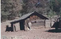 Outlying guest cabins of the Tayopa HIlton.webp Outlying guest cabins of the Tayopa HIlton.webp