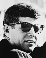 jfk-vintage-sunglasses.webp jfk-vintage-sunglasses.webp