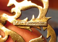 13 CL9 02 27 2015 Vintage Pin Mark.webp