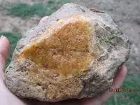 crystals and geodes 001.webp