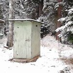 outhouse4.jpg