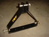 3-point-hitch-drawbar-cat-1-tractor-adimage.webp