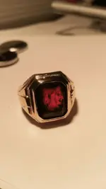 RED.webp