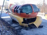 wienermobile-15519jpg-926468eb1b89b2ca.webp