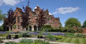 castle.webp