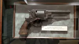 pistol.webp