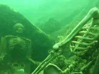 faeebe30-f3e8-11e4-87d7-eb1e3ef71e34_ht_skeleton_water_2_tl_150505_4x3_992.webp