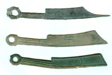Knife_Money_Yan.webp