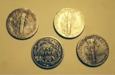 ImageUploadedByTreasureNet.com1431047373.029678.webp