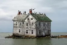 abandoned-6.webp