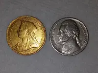 Gold Sovereign comparison to nickel.webp