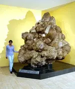 quartz.webp