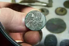 artillery button 3rd reg.webp