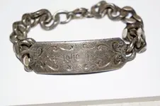 Korea Braclet.webp