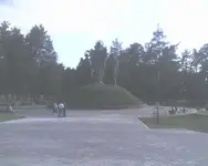 the common grave of the 5000 soviet soldiers.webp
