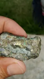 gold rock.webp
