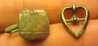 cuff link and buckle.webp cuff link and buckle.webp