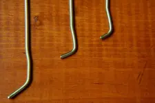 bronze-Lrods-end3.webp