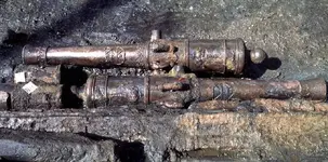 03_Artifact_excavation_G0542.webp