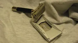 Two Crowns Junk Rings, Great Razor August 10 2015 003.webp Two Crowns Junk Rings, Great Razor August 10 2015 003.webp
