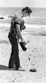 dp-look-back-fun-at-buckroe-beach-20150709-044.webp